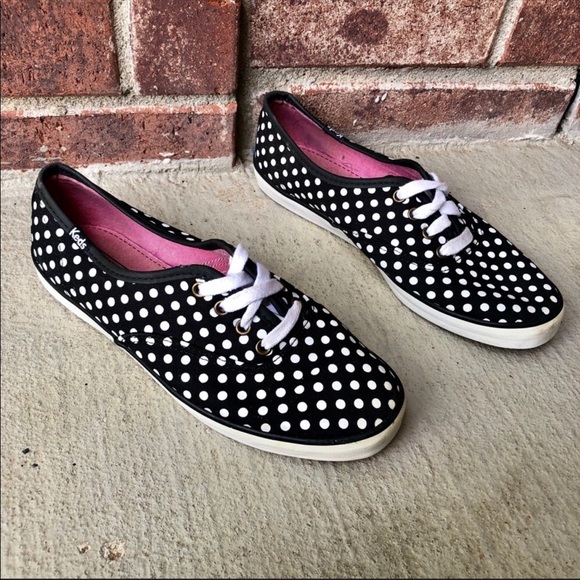 White And Black Polka Dot Print Women's Sneakers